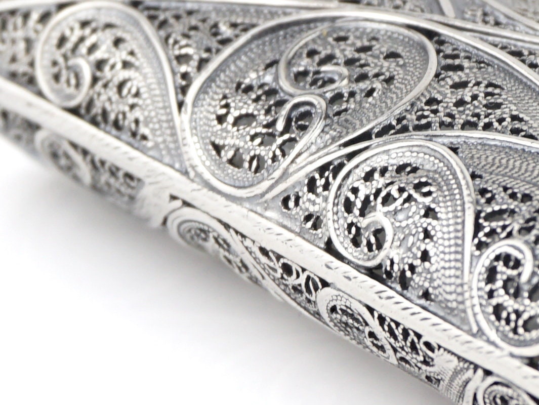 Briquet en liège souvenir portugais avec motifs traditionnels