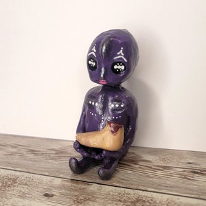 Alien Invasion, Ring Holder, Polymer Clay Sculpture, Purple Alien Doll, Moon gift, Space Lover, Miniature Gift, Trinket, Dollhouse Decoratio