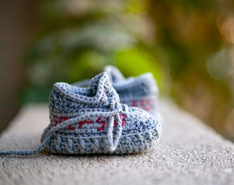 Newborn crochet baby shoes, Grey baby shoes, Grey slippers, Newborn gift