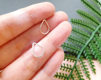 Raindrop Stud Earrings, Teardrop Stud Earrings, Geometrical Earrings, Cartilage stud, Affordable, Silver Stud Earring Minimalist