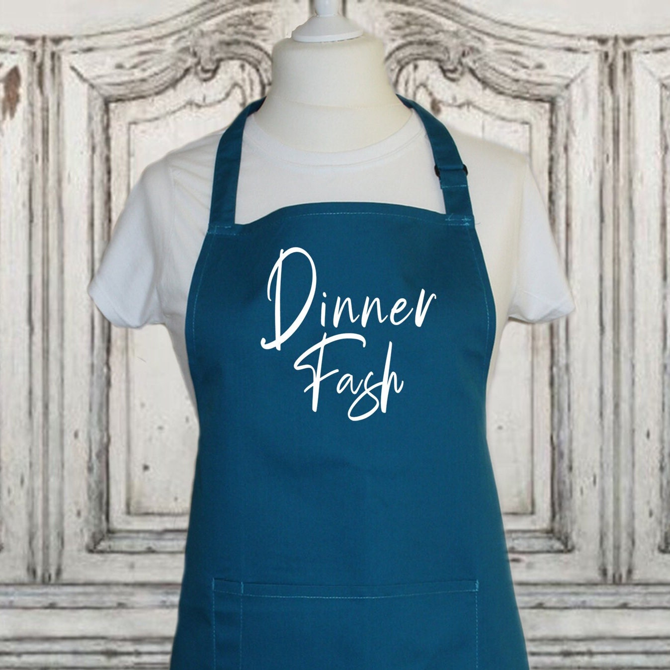 Dîner Fash Parody Apron Tablier Dinna Sassenach Dans Un Choix de 23 Couleurs | Ref Ss2261