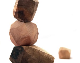 Zen Sen: wooden balancing stones