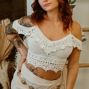 Gehaakt patroon blauweregentop || Crop top || Zomerfestivalhaltertop met kanten schoudermouw