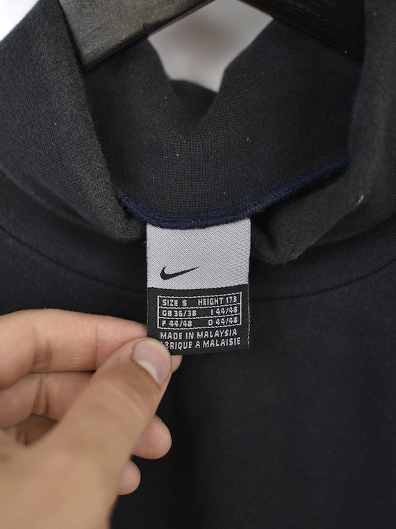 nike turtleneck jumper