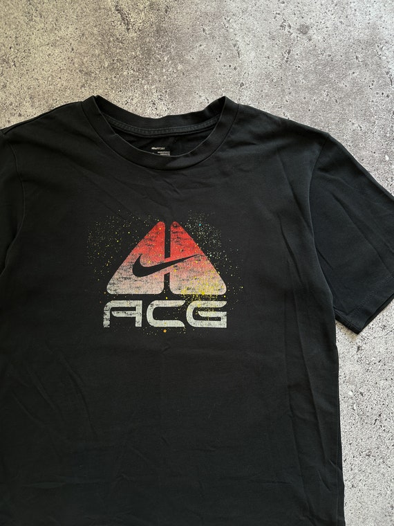 Nike acg logo t cheap shirt