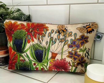 Bee & Thistle Wash Bag: Handmade Floral Travel Pouch