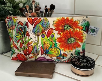 Bolsa de maquillaje grande, hecha a mano, bolsa de maquillaje boho, bolsa de viaje boho, bolsa floral, arte étnico indio, regalo zen de yoga, bolsa hippy mariposa