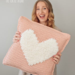 Bulky Love to Cuddle Pillow Crochet Pattern Crochet Heart Pillow Valentine's Day Crochet image 2