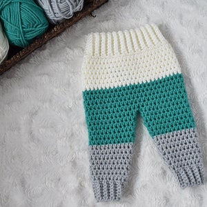 Color Block Baby Bottoms crochet pattern, Crochet Baby Pants pattern, PDF Digital Download image 2