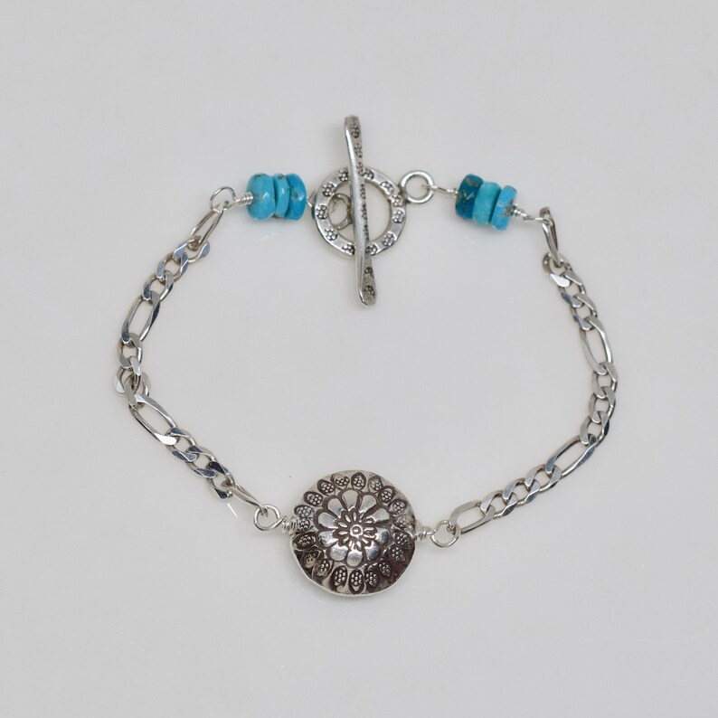 Beachy Chic Karen Hill Tribe Printed Bar and Toggle Clasp Sterling Silver Sleeping Beauty Turquoise Bracelet Heavy Figaro Chain