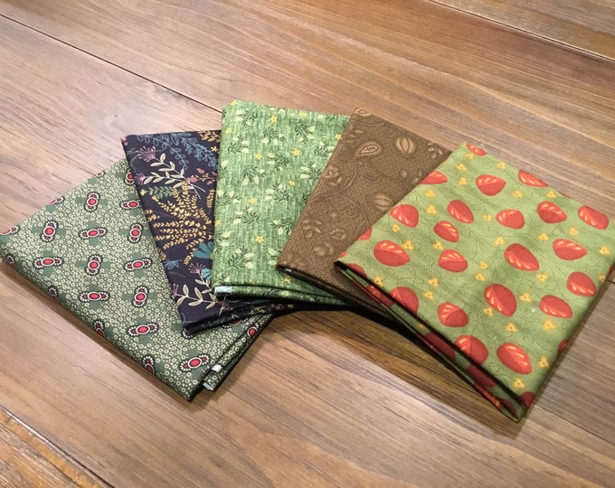 Item #393  /  ***SALE*** / Fabric / Quilting Fabric / Fat Quarters /