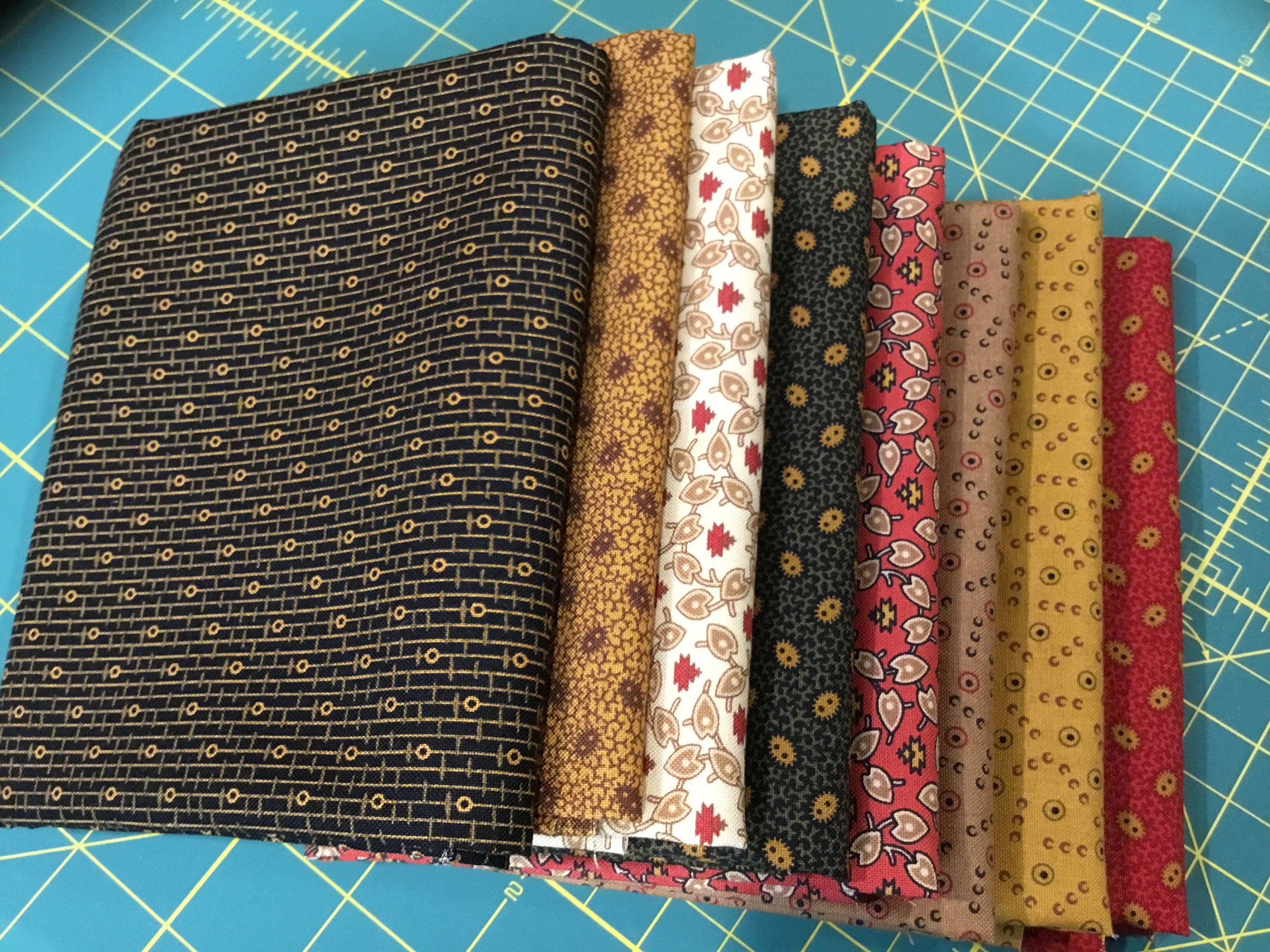 Item 122 / Moda / Fabric / Quilting Fabric / Jo Morton / New Hope