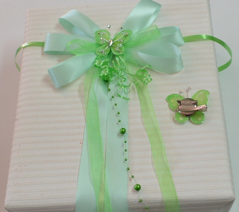 Chic bow for girls school cone, many colors to choose from, sugar cone bow, butterfly pin, brooch Green