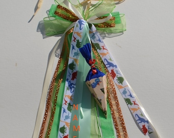 Sugar cone bow Dino dinosaur with name and mini school bag as decoration