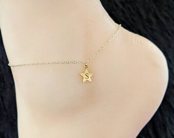 Star Initial Charm Ankle Bracelet 14k Yellow Gold / Solid Gold / Layering Anklet / Personalized Bracelet / Gift for Her / Dangling Charm