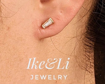 0.05ct. - 0.14ct. Pendientes de botón de medio par de diamantes baguette cónicos / diamantes naturales sin tratar / diamantes extraídos de la tierra / regalo para ella-él