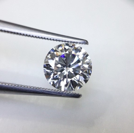 j color vs2 clarity diamond