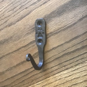 Dog Track Hook
