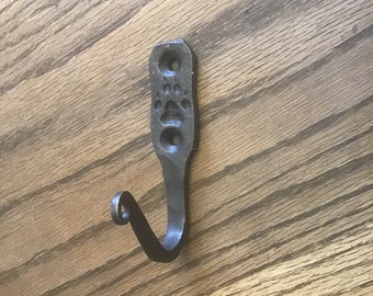 Dog Track Hook