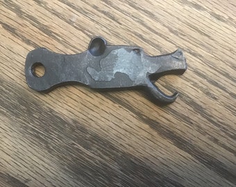 Bear head bottle opener with mouth open