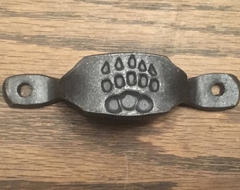 Horizontal Bear Print Cabinet Pulls