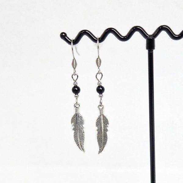 Boucles d’oreilles plumes, onyx noir, pierre naturelle, gothique, goth, wicca, witchy, celtique, païen, boho, protection, Crochets Acier