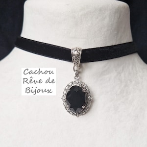 Black Velvet Crystal Choker Necklace Pendant Arabesque Victorian Gothic Medieval Rococo Baroque Witchy Witch Romantic for Her