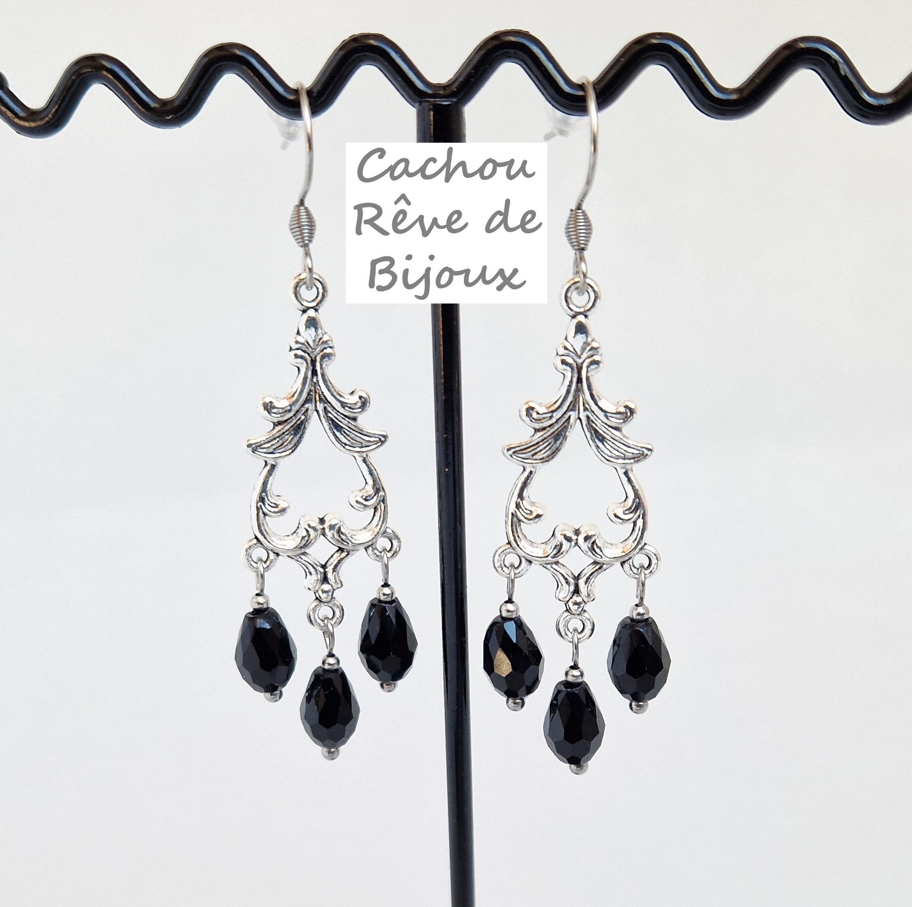 Lot De 2 Brins De Boucles D'oreilles En Verre Noir - 14 Paires - Occasion