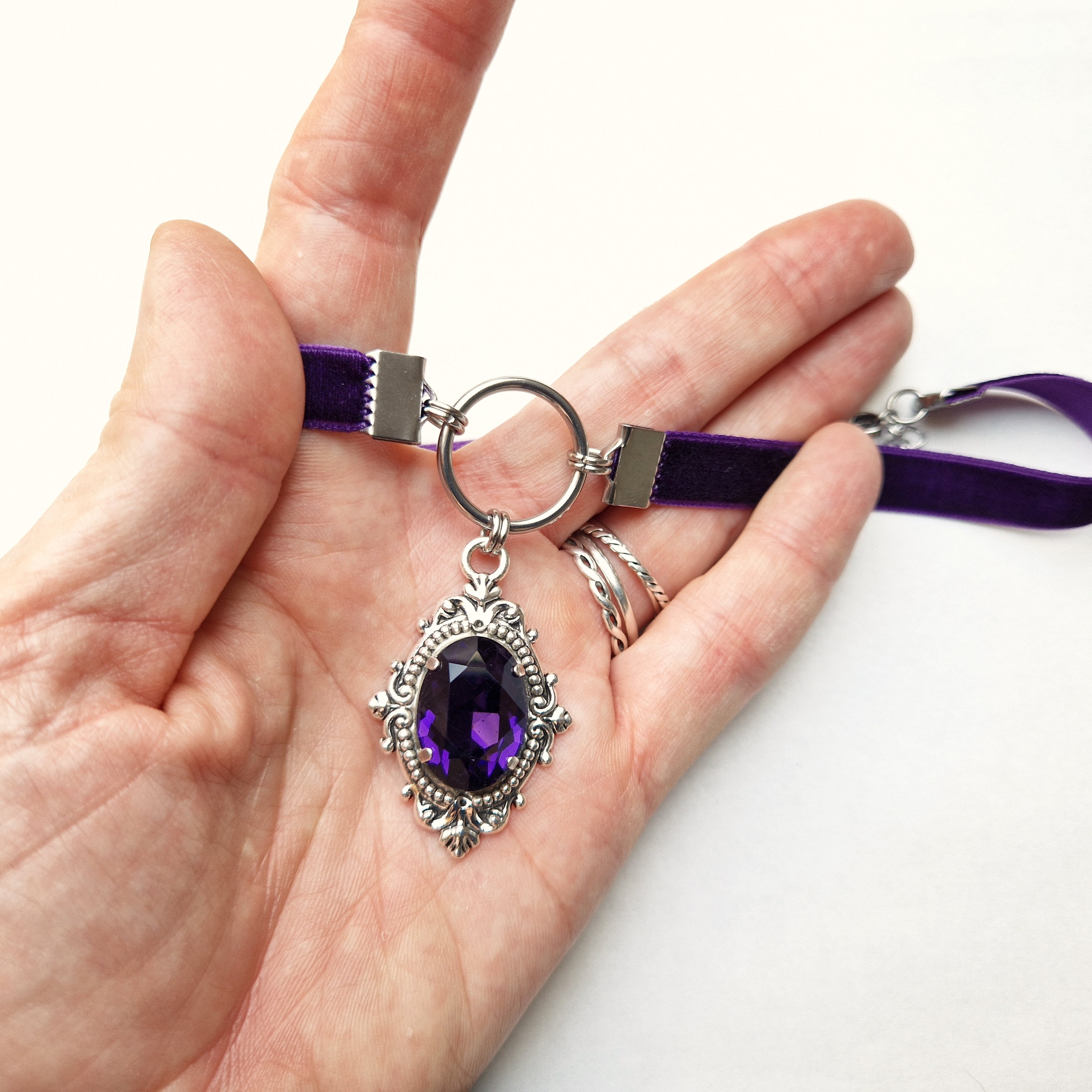 Collier Ras De Cou Gothique Pastel – Velours Violet Clair, Fait Main, Cosplay, Neuf