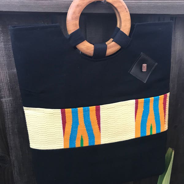 Kente Tote w/ Wooden Handle