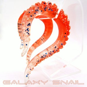 Galaxy Korallen Oktopus Tentakel Ohrringe - Harz Fake Plugs mit Blauem Glitter - Spacecore Faux Plugs für Alt Ocean Looks