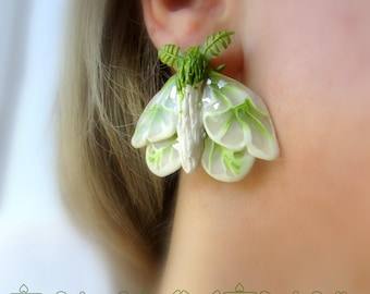 Pendientes de polilla verde y blanca, pendientes de mariposa Luna, pendientes de plata con hoja, joyería de arcilla polimérica