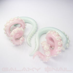 The Pastel Goth Tentacle Mint Fresh Gauges/ Ohrringe/ Stecker/ Fake Gauges 8g, 6g , 2g, 0g, 00g, 3/8", 1/2", 9/16", 5/8", 3/4",7 /8", 1"