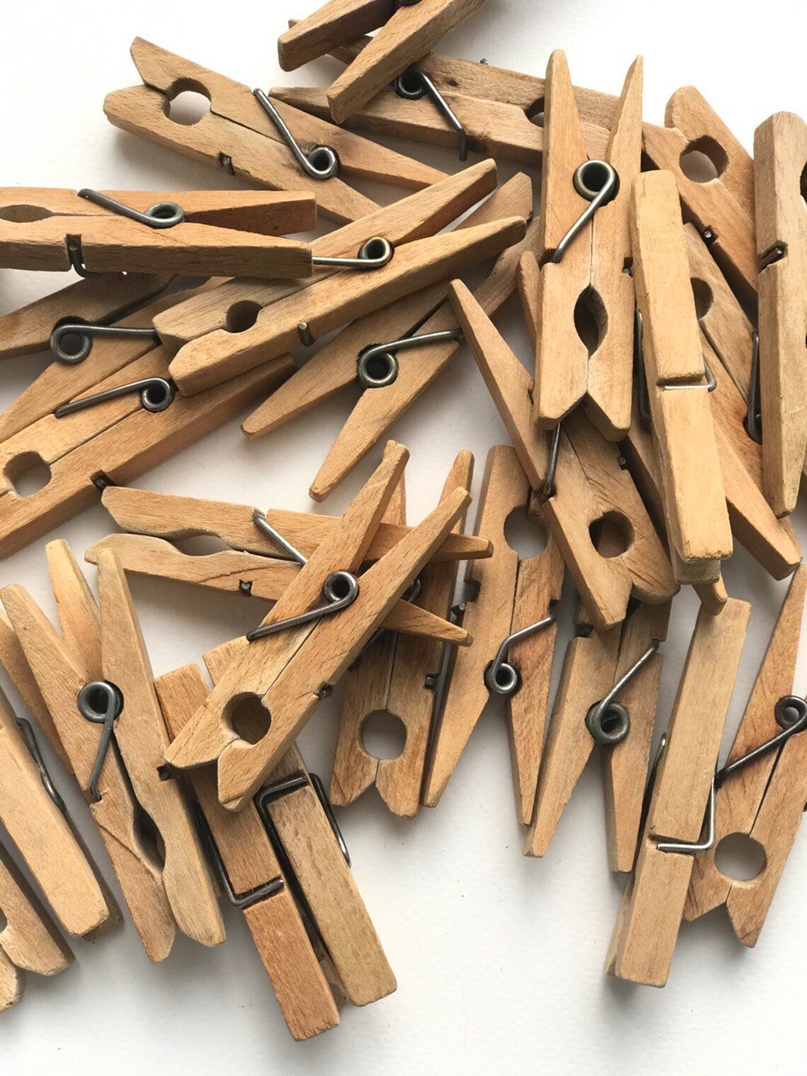 10 Vintage Wooden Clothes Pins, Vintage Wooden Peg Pins, Vintage