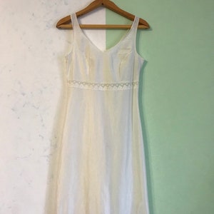 Vintage White  Lingerie Slip Dress "Vinetta"  Lace Detailing 80s-90s V-Neck nylon  Negligee Slip Dress Size 42 M, Embroidered Slip Dress