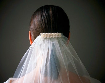 1930's Art Deco Style Beaded Veil, Shoulder Length Tulle and Comb 'Brooks'