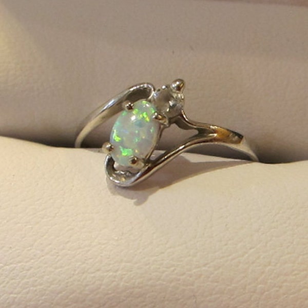 Stylish Fire Opal Ring in 14K White Gold with CZ Accent Stone Size 6.75 Contemporary