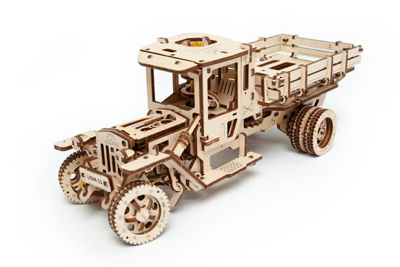 diy wooden truck