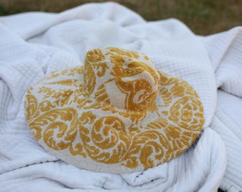 vintage Towel Sun Hat - Sunshine no. 2 - chapeau de soleil fleuri - chapeau de soleil jaune - serviette vintage recyclée