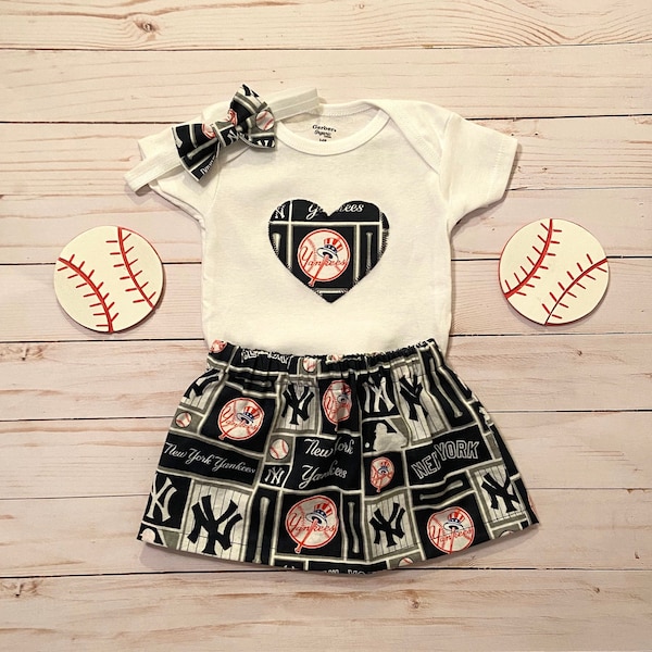 New York Yankees Baby, New York Yankees Baby Outfit, New York Yankees Onesie®, Yankees Baby, Baseball Outfit