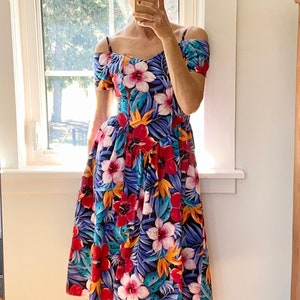 Hibiscus print maxi dress sales