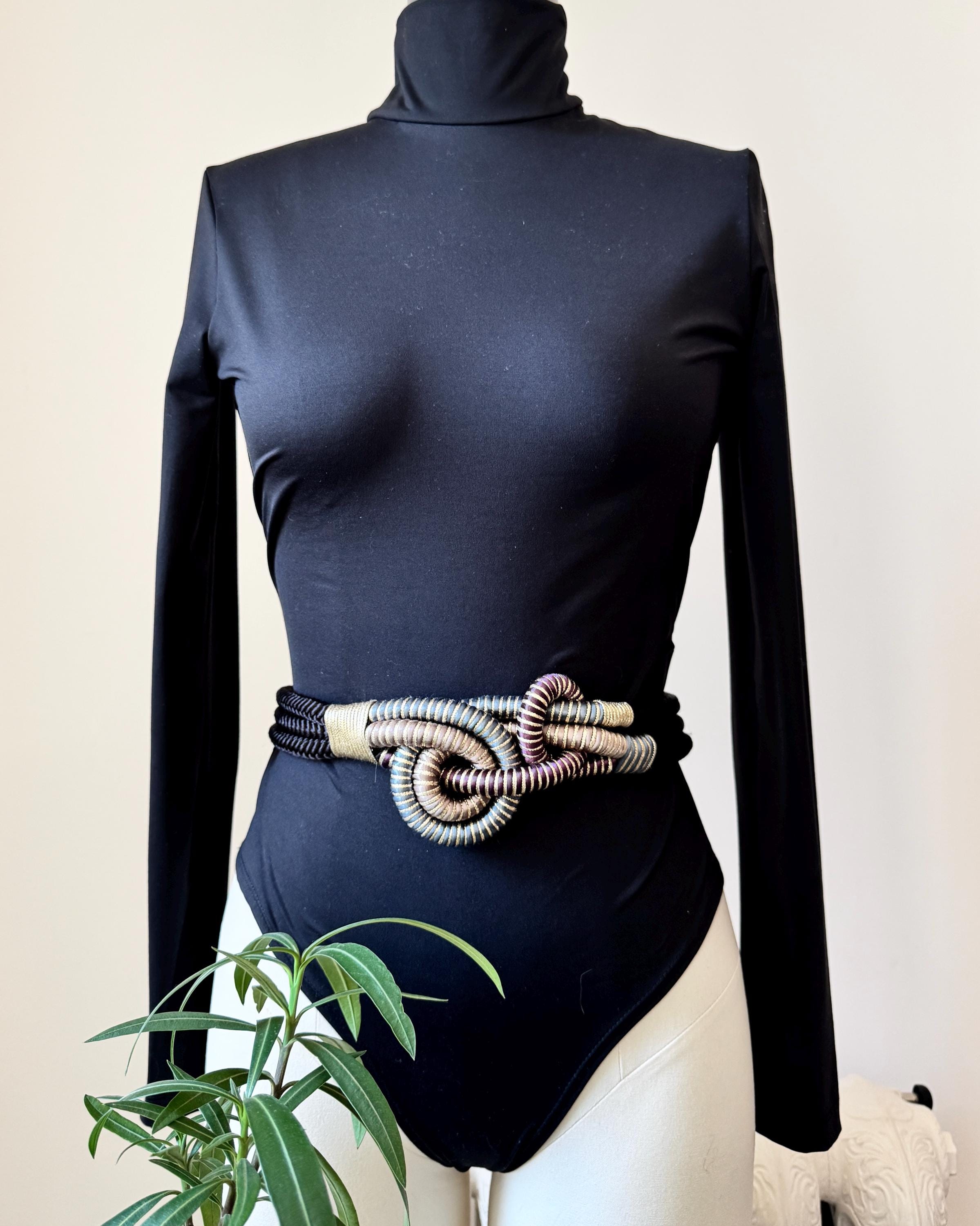 Vintage 1970s Gold and Black Woven Knotted Rope Waist Belt  display picture 3