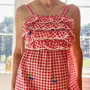 VINTAGE 1970s Red Gingham with Blueberries Cotton Ruffle Maxi Dress XS S Made in USA