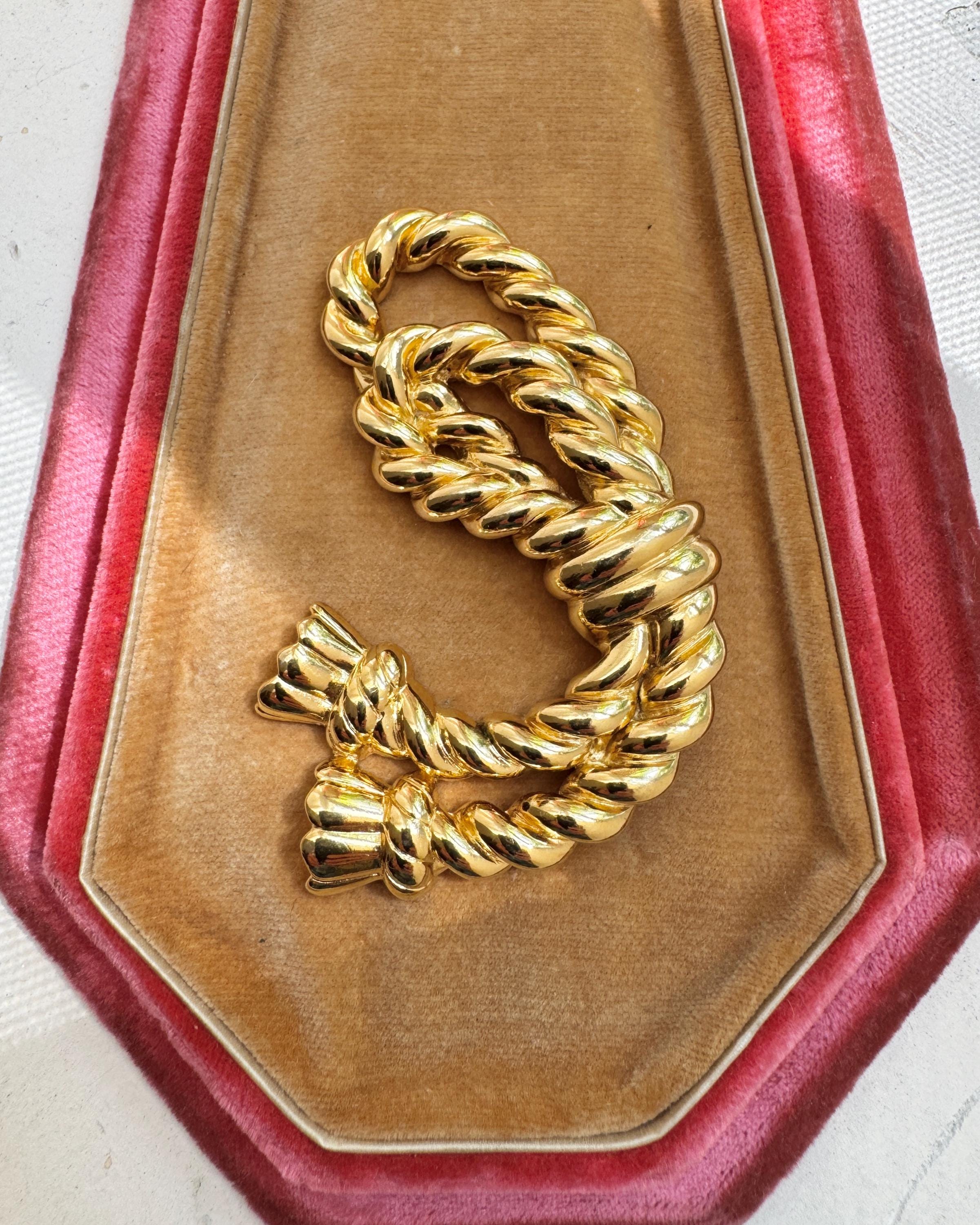 Guy Laroche Brooch - Etsy