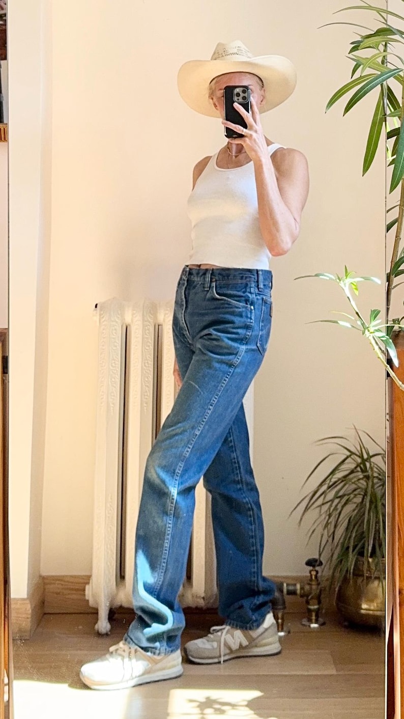 Vintage Wrangler Jeans Straight Leg Leather Patch Dark Wash image 6
