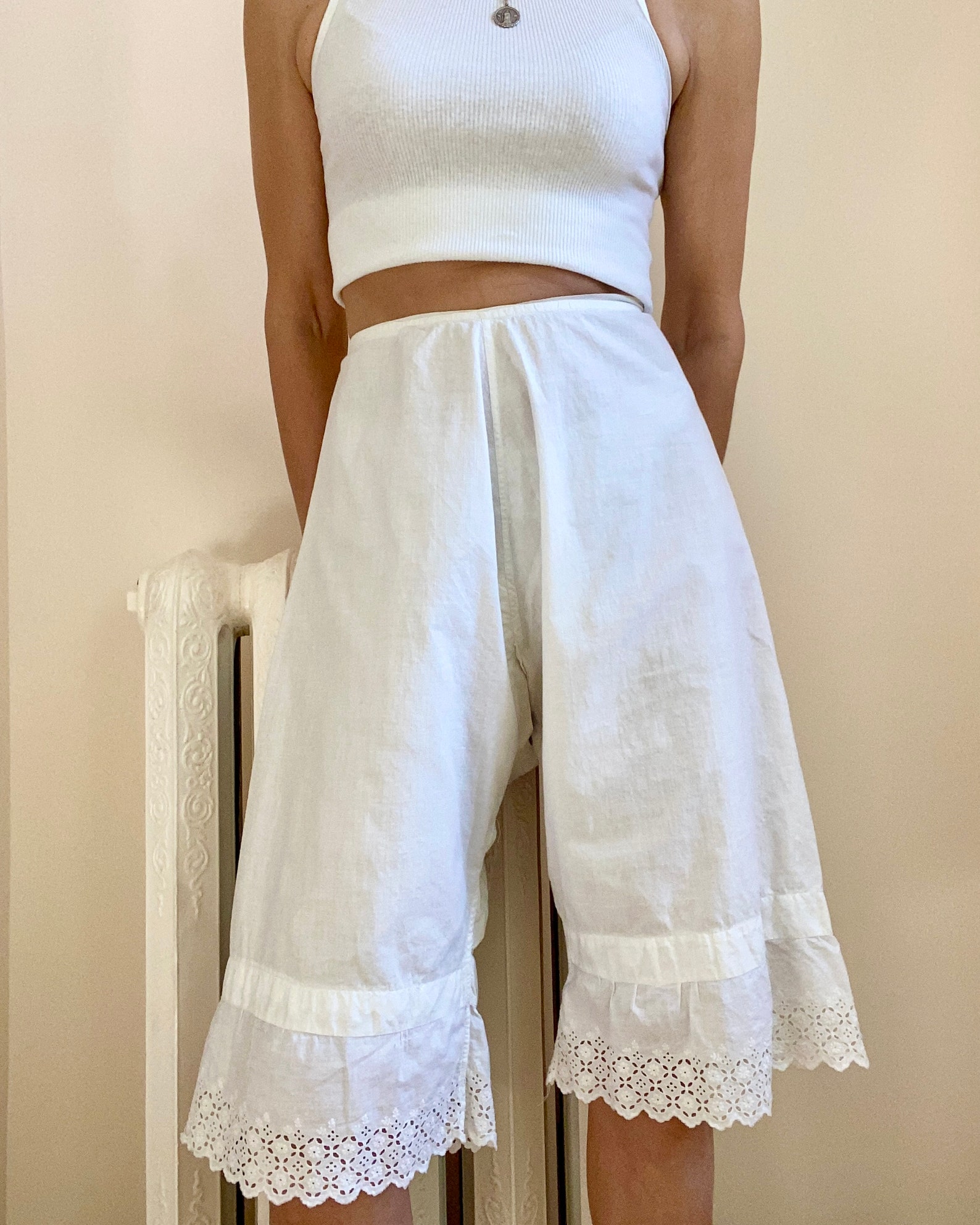 Antique Victorian Mid 1800s White Cotton Long Pantaloons Bloomers With Antique Victorian Mid 1800s White Cotton Long Pantaloons Bloomers With