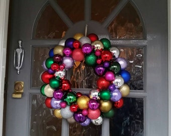 Christmas bauble wreath