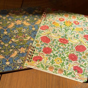 Notebook, notebook, ring binder lined "William Morris" A5