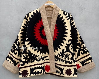 Chaqueta acolchada kantha bordada con suzani, abrigo corto étnico