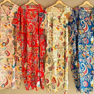 Versatile Indian Kaftan in Soft Cotton, Floral Pattern, Long and Comfortable Maxi Dress or Bikini Cover Up,